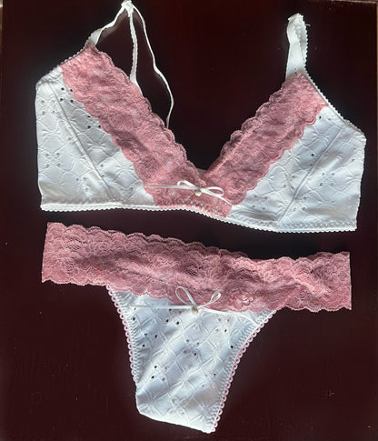 White Broderie -  Bralette